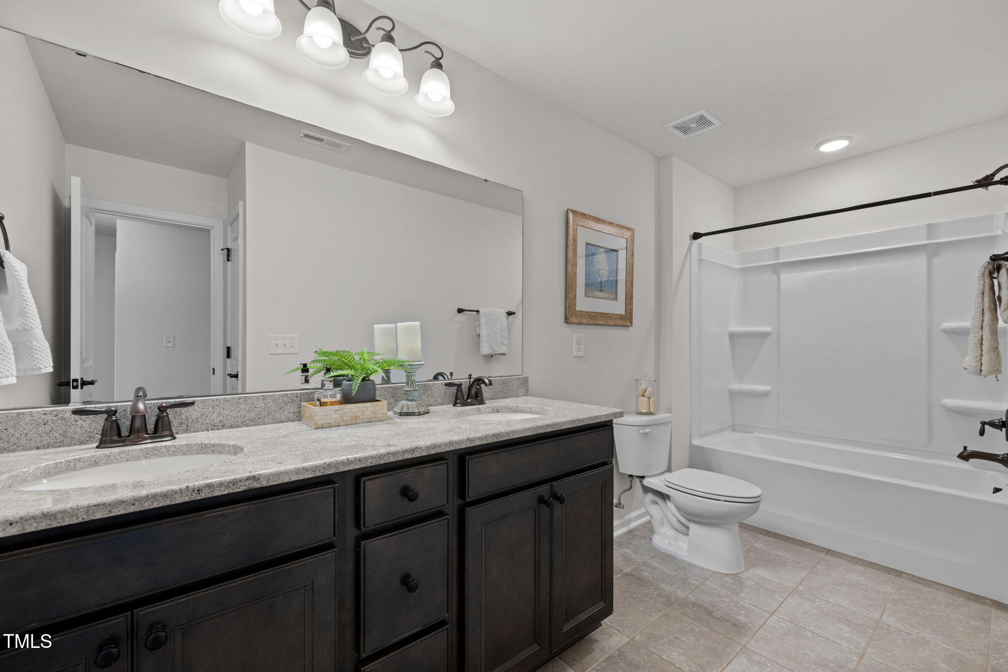 233 Oakmere Drive Cary, NC 27513 - Photo 28 of 37 34-web-or-mls-5Z8A3410