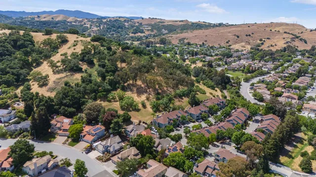 $1,299,000 | 17992 Hillwood Lane, Morgan Hill, CA 95037