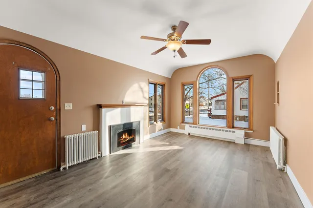 $319,900 | 548 5th Avenue South, South St. Paul, MN 55075