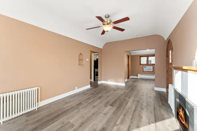 $319,900 | 548 5th Avenue South, South St. Paul, MN 55075