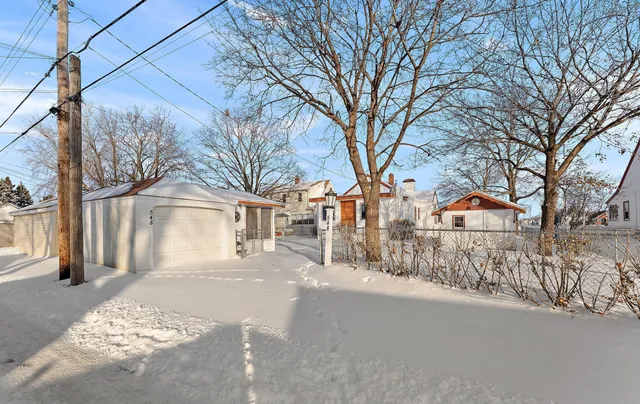 $319,900 | 548 5th Avenue South, South St. Paul, MN 55075