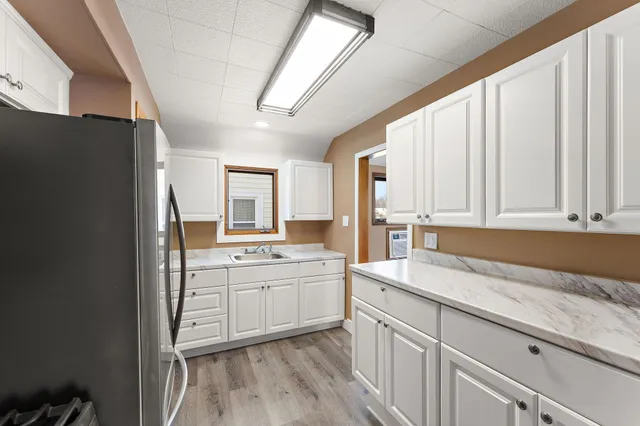 $319,900 | 548 5th Avenue South, South St. Paul, MN 55075