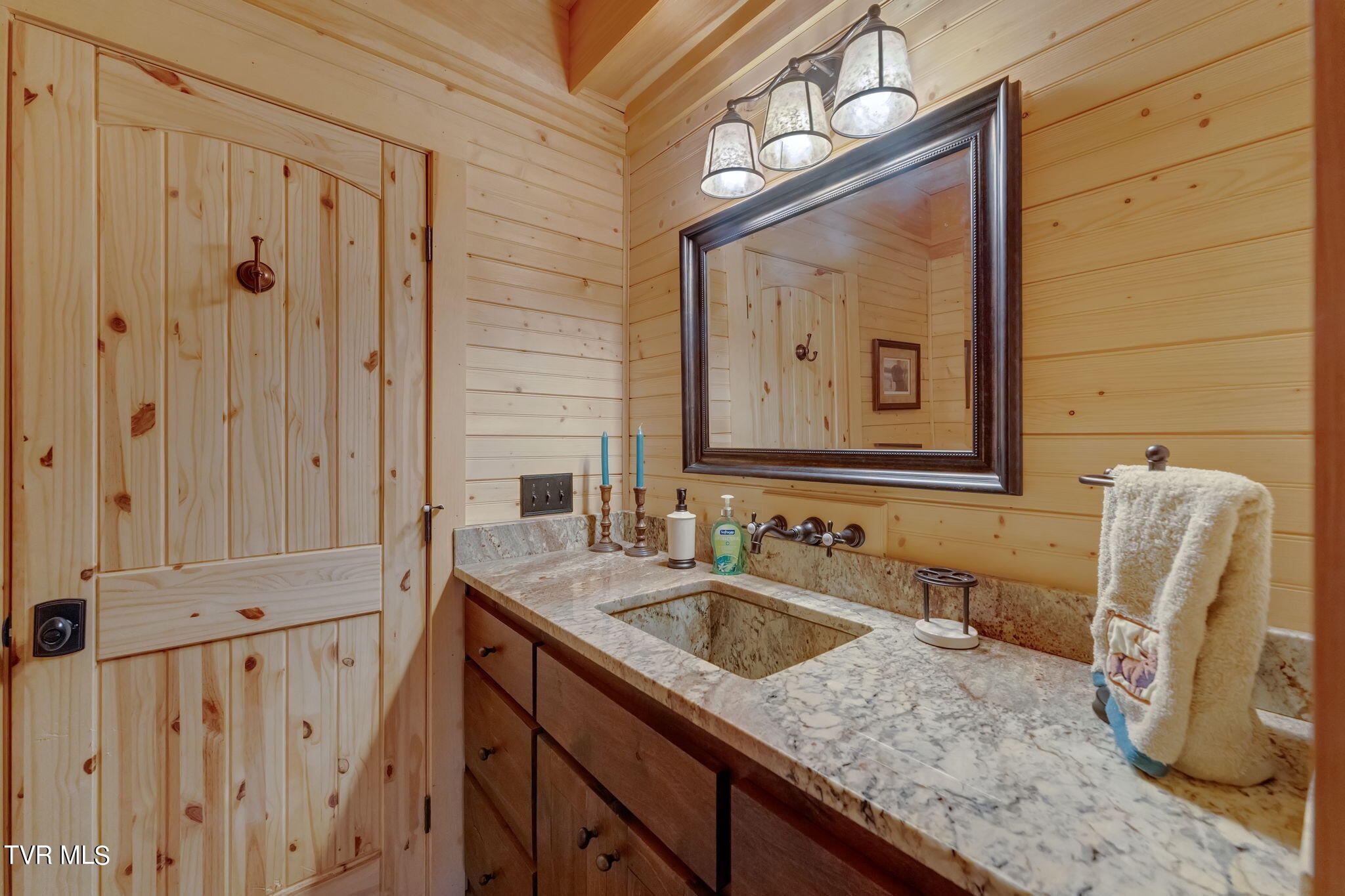 2835 Cross Mountain Road Shady Valley, TN 37688 - Photo 19 of 57 56-web-or-mls-DSC07735