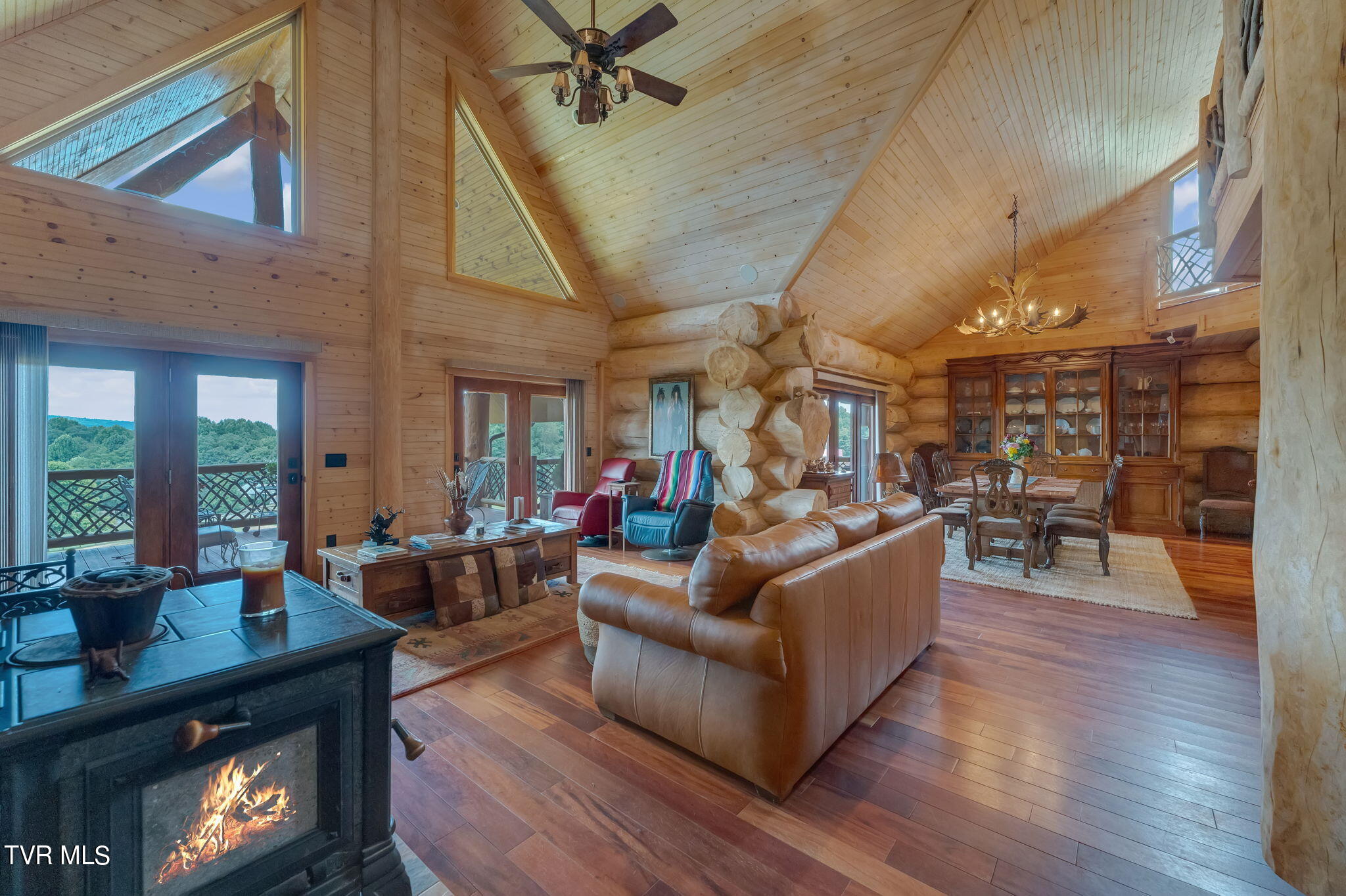 2835 Cross Mountain Road Shady Valley, TN 37688 - Photo 9 of 57 40-web-or-mls-DSC07687