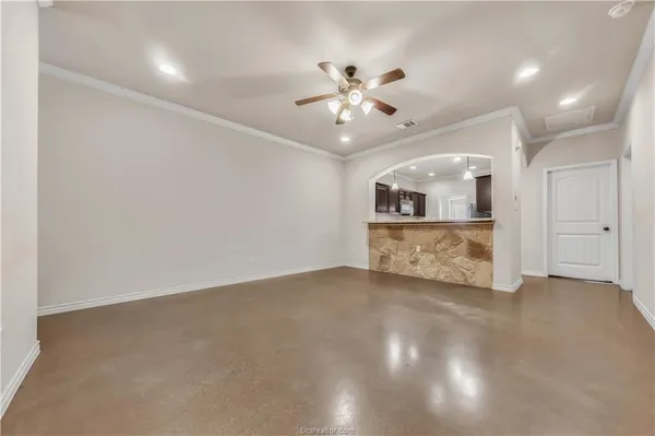 $2,200 | 141 Armored Avenue, College Station, TX 77845