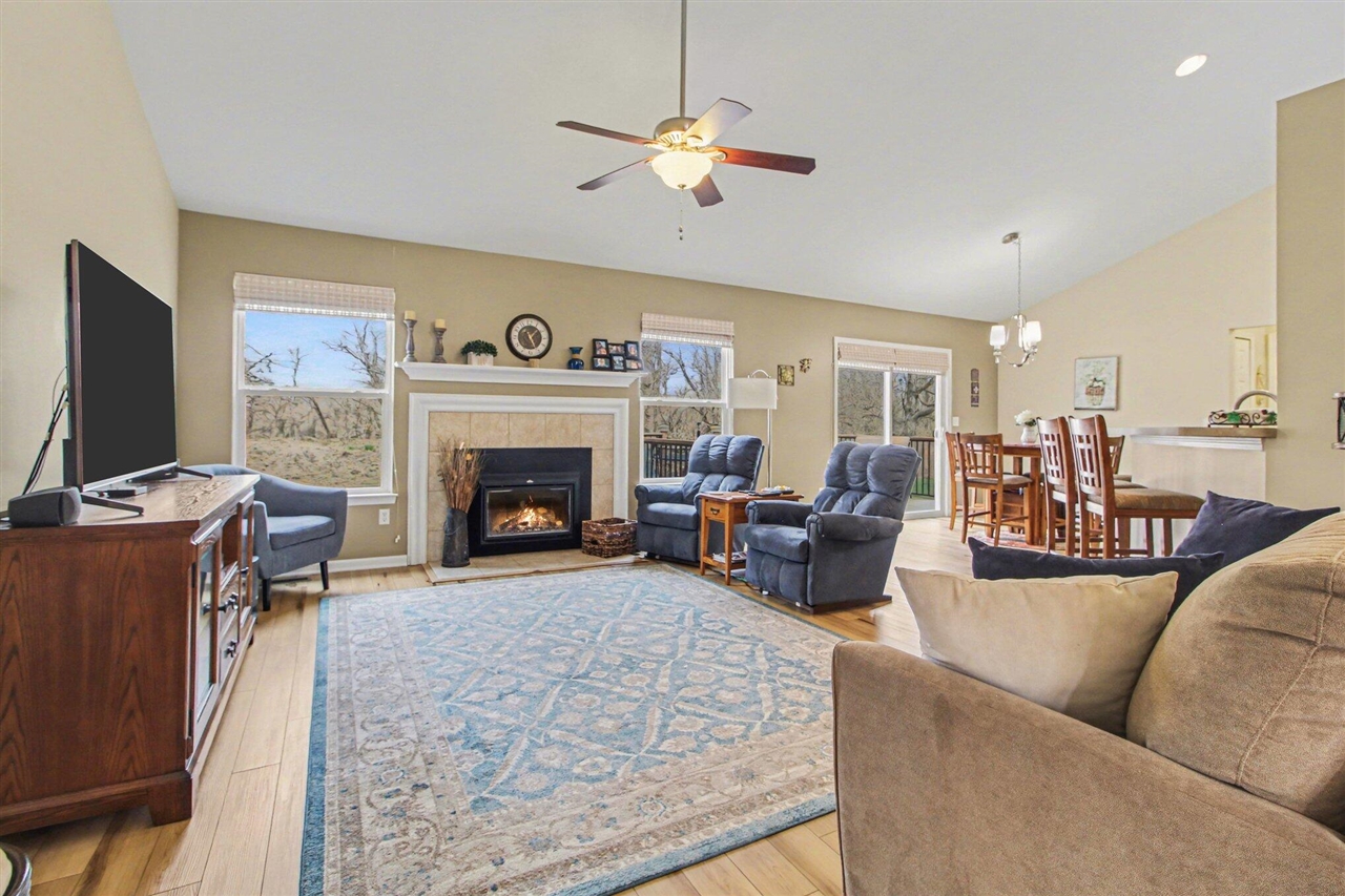 407 Edward J Street Clinton, MI 49236 - Photo 6 of 28