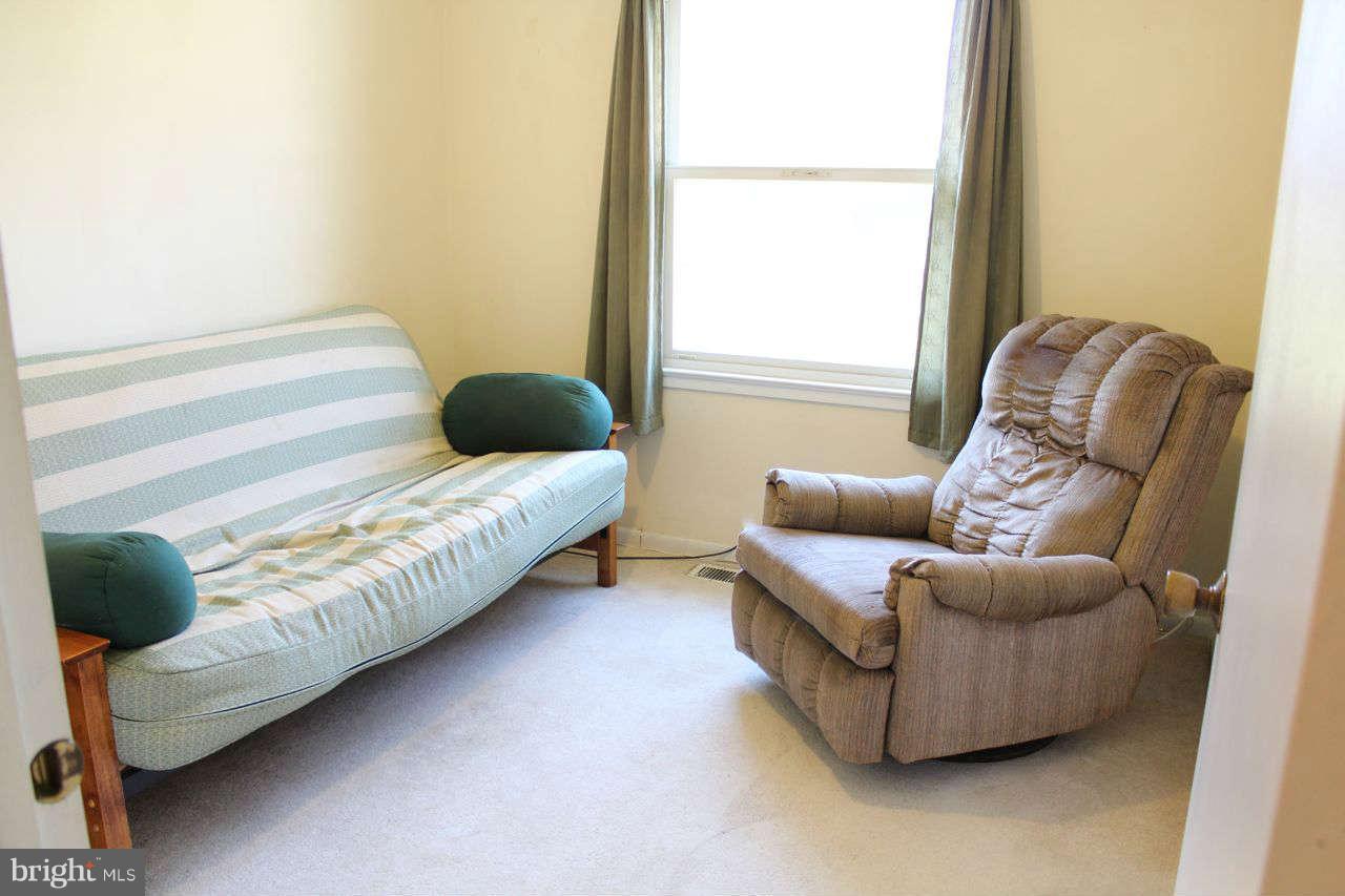 3055 Riverview Drive Riva, MD 21140 - Photo 19 of 30 a bedroom with furniture and a window