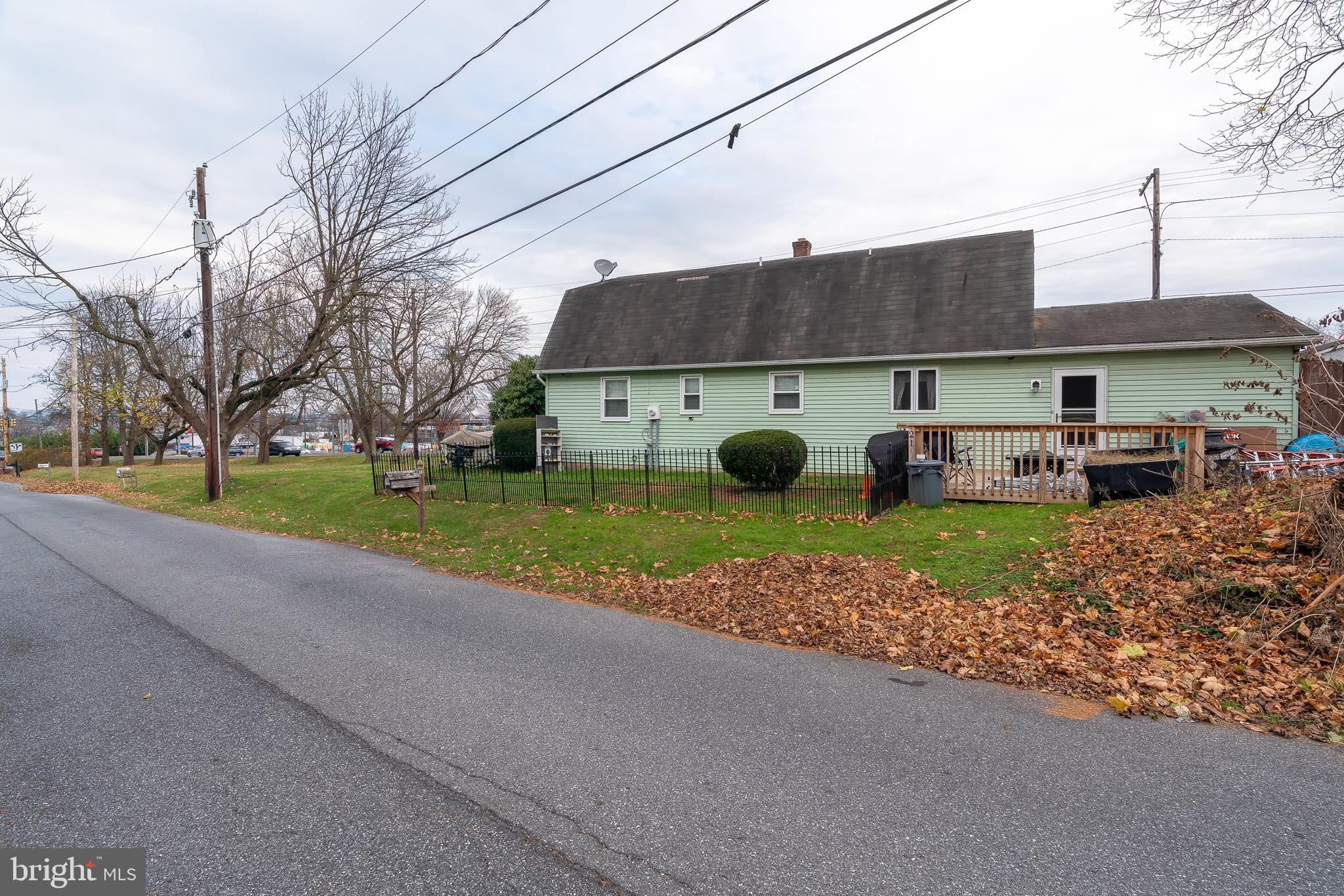 21 Rohrerstown Road Lancaster, PA 17603 - Photo 27 of 32 Gallery Image 27