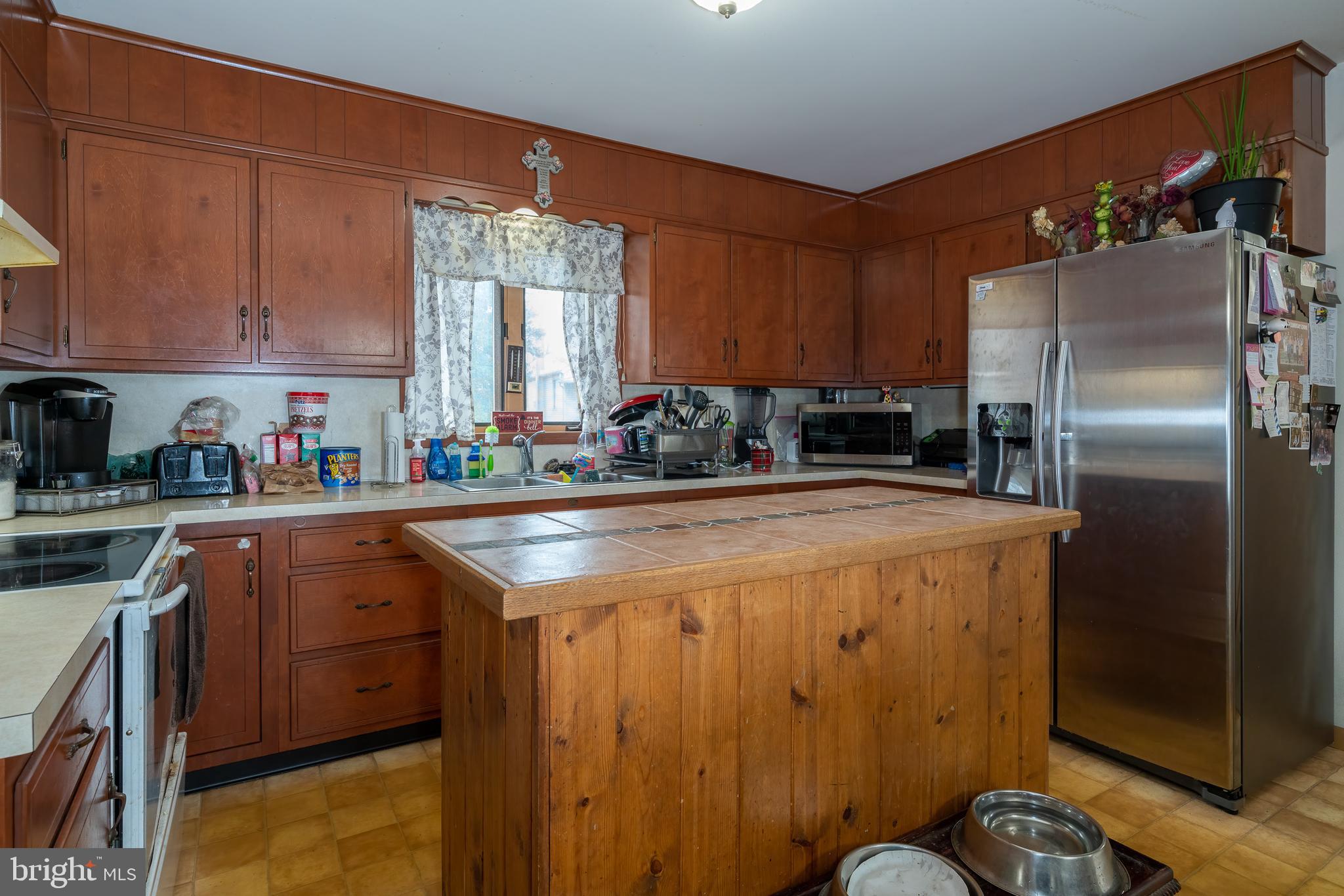 21 Rohrerstown Road Lancaster, PA 17603 - Photo 4 of 32 Gallery Image 4