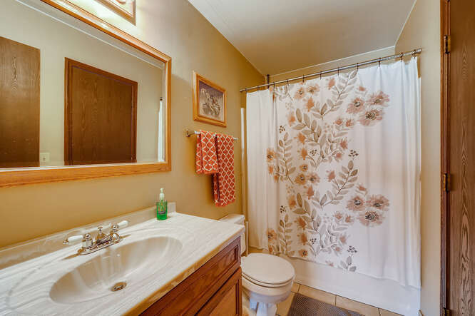 2210 Savannah Road Elgin, IL 60123 - Photo 13 of 27
