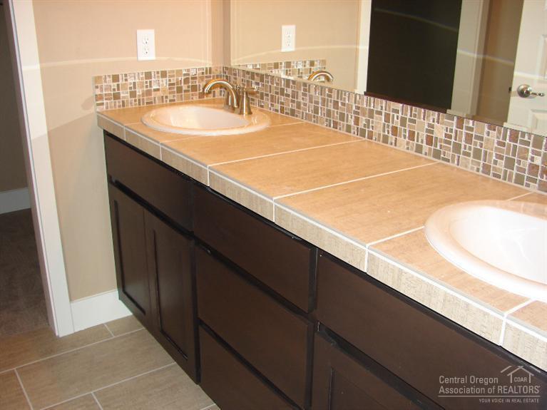 20879 Northeast Rorick Drive Bend, OR 97701 - Photo 17 of 25 Additional Photo
