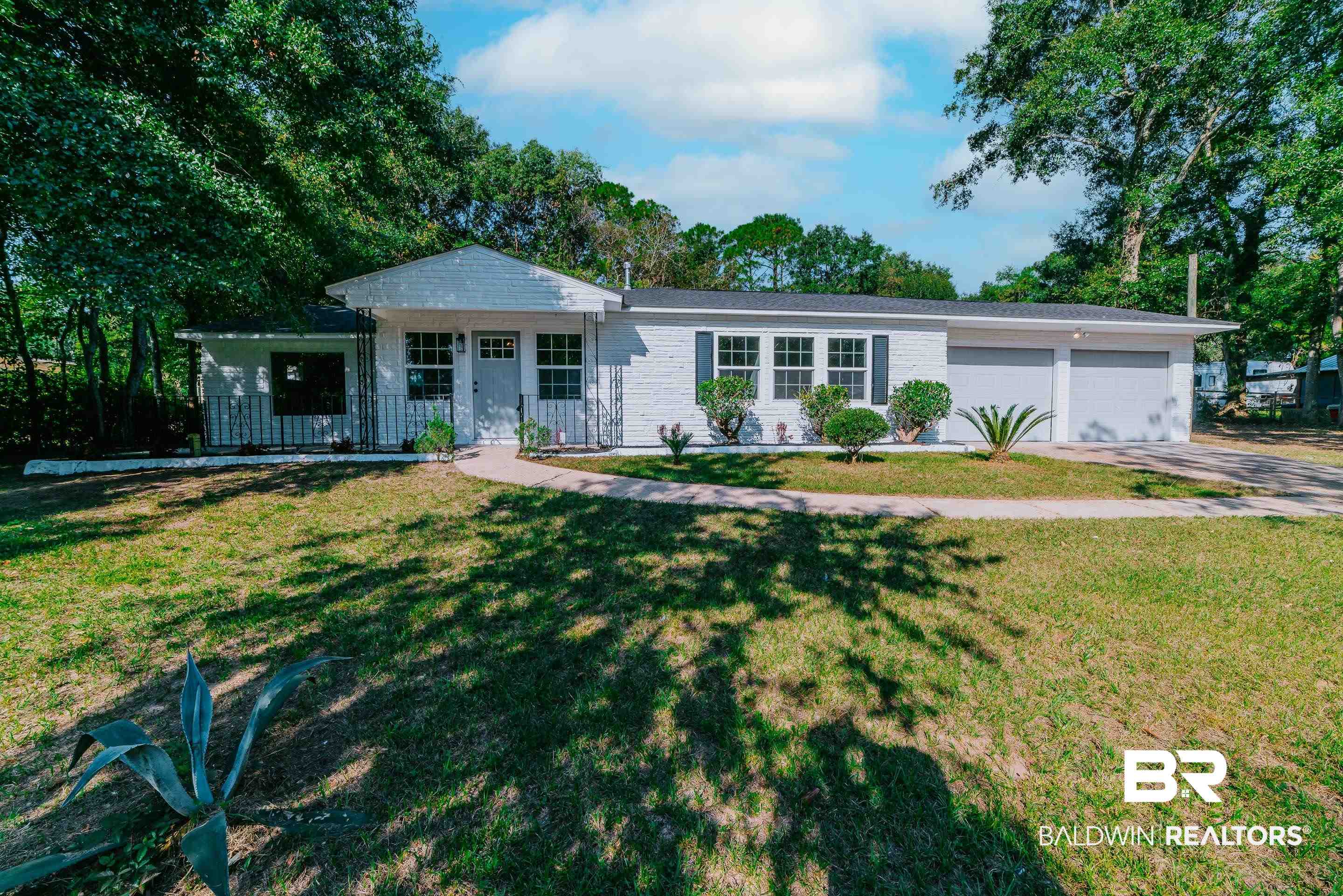 4924 Freeway Drive Mobile, AL 36619 - Photo 2 of 22