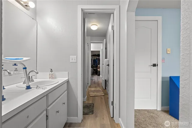 $320,000 | 2621 Mountain View Avenue West, Unit 9B, Tacoma, WA 98466