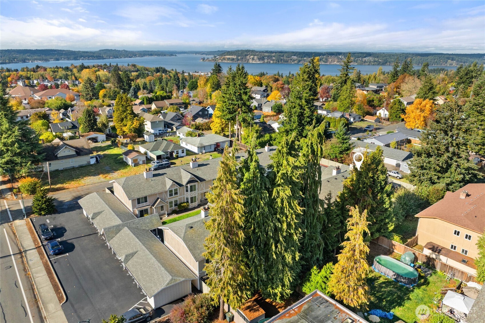 2621 Mountain View Avenue West, Unit 9B Tacoma, WA 98466 - Photo 27 of 30 an aerial view of multiple house