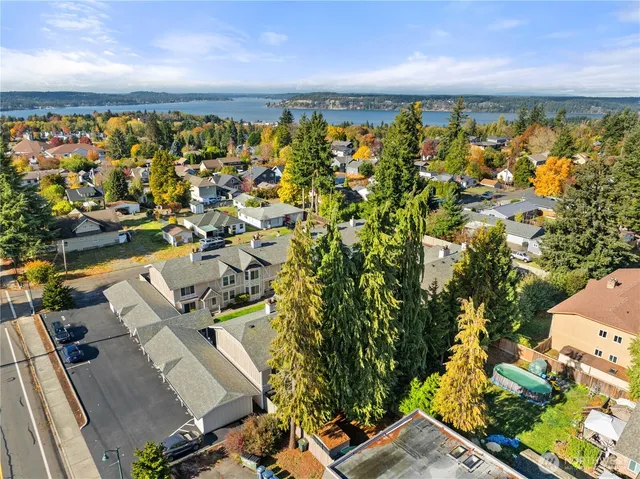 $320,000 | 2621 Mountain View Avenue West, Unit 9B, Tacoma, WA 98466