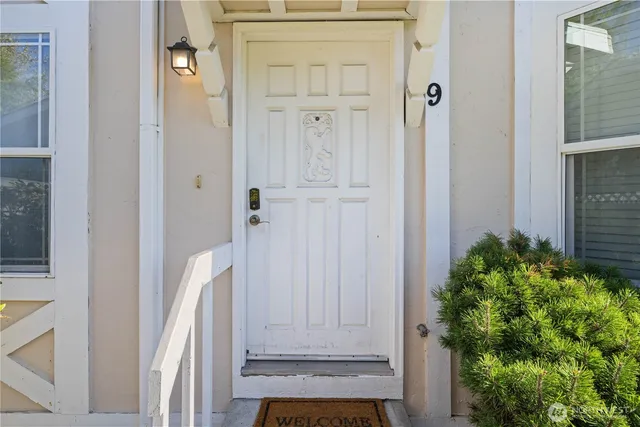 $320,000 | 2621 Mountain View Avenue West, Unit 9B, Tacoma, WA 98466