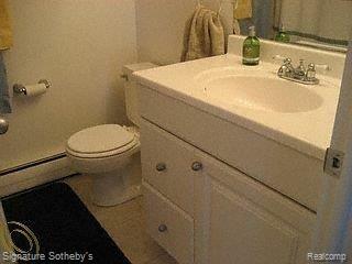 741 West Maple Road, Unit 22 Clawson, MI 48017 - Photo 10 of 13