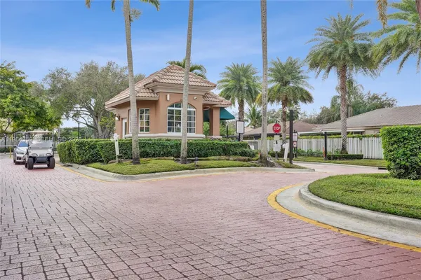 $3,900 | 2421 Southwest 103rd Way, Miramar, FL 33025