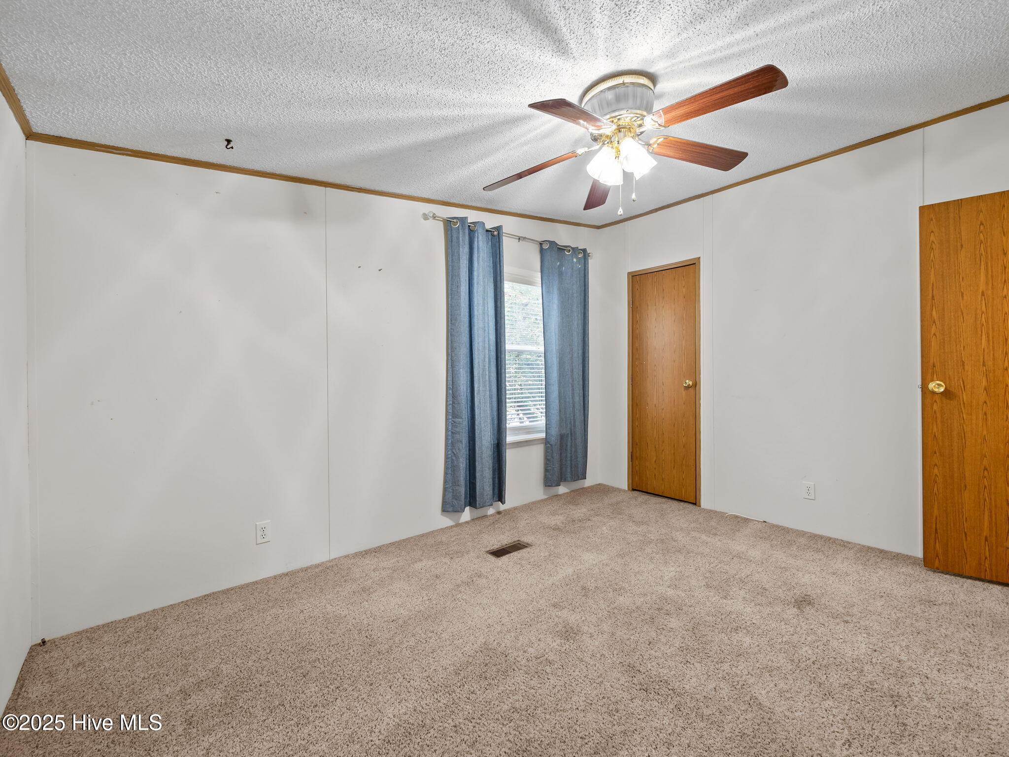 1274 Newport Loop Road Newport, NC 28570 - Photo 33 of 50 2nd Bedroom