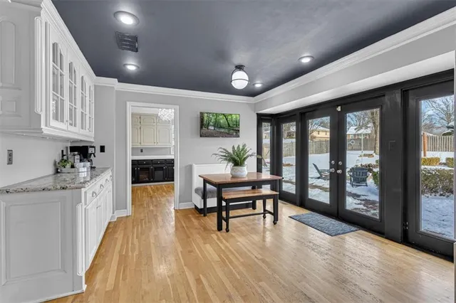 $575,000 | 1308 Northeast Sunny Creek Lane, Blue Springs, MO 64014