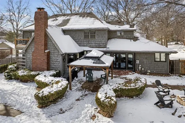 $575,000 | 1308 Northeast Sunny Creek Lane, Blue Springs, MO 64014