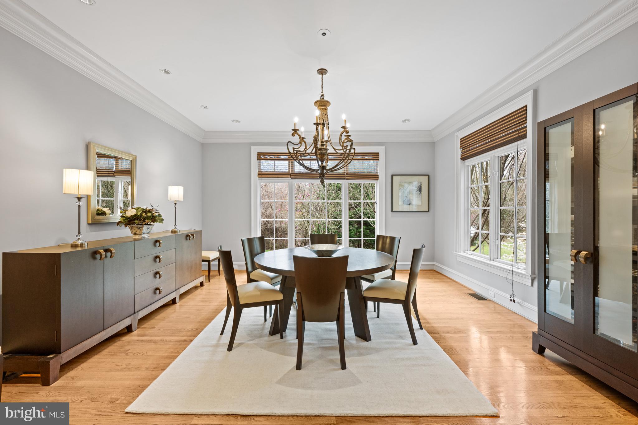 940 Swinks Mill Road McLean, VA 22102 - Photo 7 of 20 Dining Room