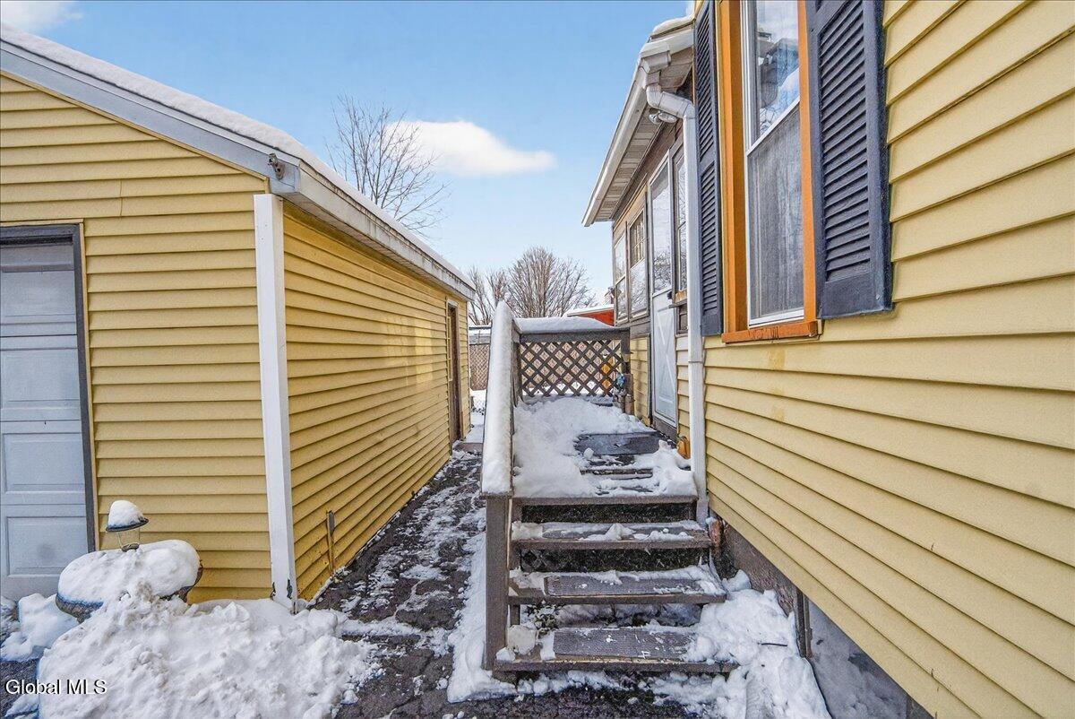 44 Pine Street Rensselaer, NY 12144 - Photo 35 of 52 35-44 PINE ST-35