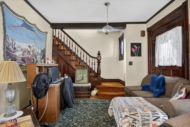 $210,000 | 44 Pine Street, Rensselaer, NY 12144