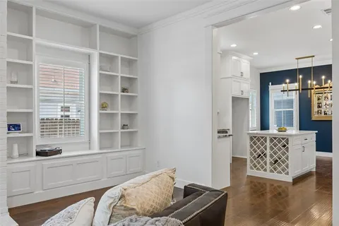 $595,000 | 1820 Washington Avenue, Fort Worth, TX 76110
