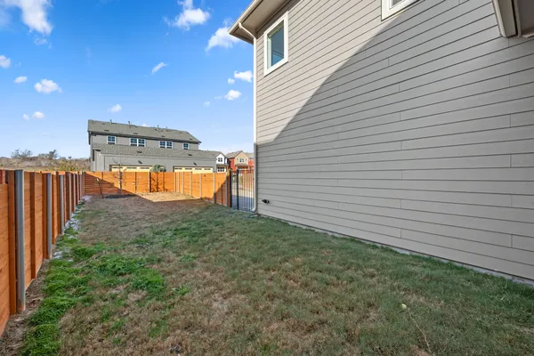 $3,500 | 5902 Rangeland Road, Austin, TX 78747