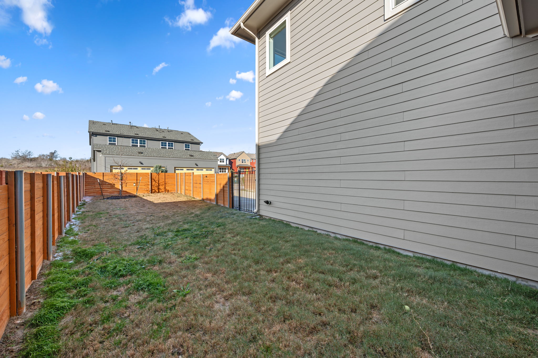 5902 Rangeland Road Austin, TX 78747 - Photo 33 of 35 View of fenced backyard
