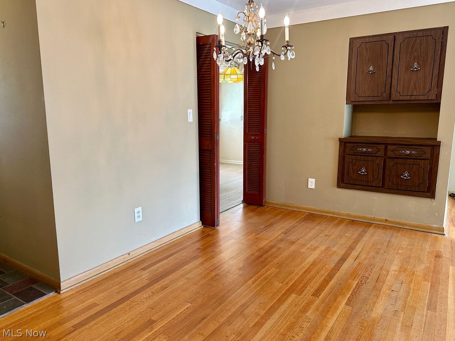 6265 Springwood Road Parma Heights, OH 44130 - Photo 6 of 31 Gallery Image 6