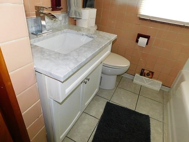 5932 Thompson Road Indianapolis, IN 46221 - Photo 23 of 29 Gallery Image 23