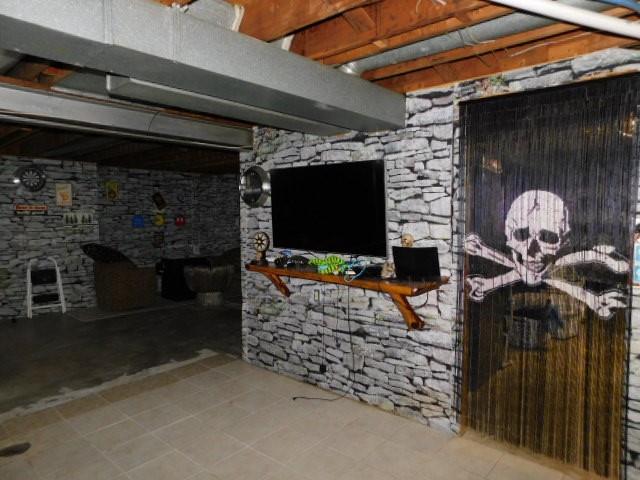 5932 Thompson Road Indianapolis, IN 46221 - Photo 28 of 29 Gallery Image 28