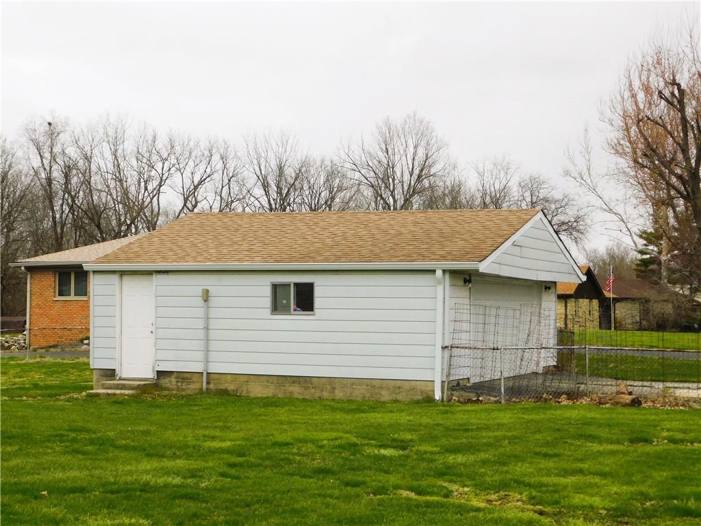 5932 Thompson Road Indianapolis, IN 46221 - Photo 4 of 29 Gallery Image 4