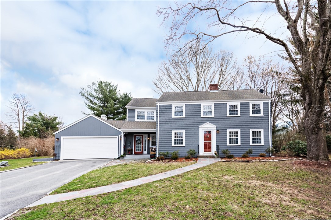 14 Harbour Road Barrington, RI 02806 - Photo 2 of 35