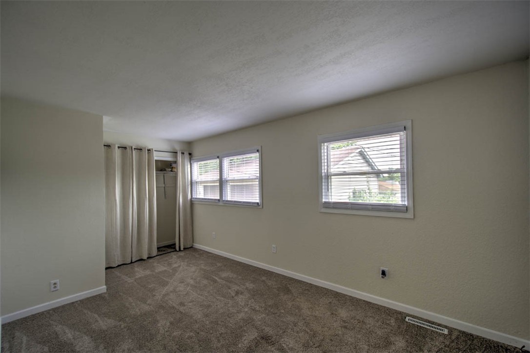 39 West Imboden Drive Decatur, IL 62521 - Photo 10 of 24