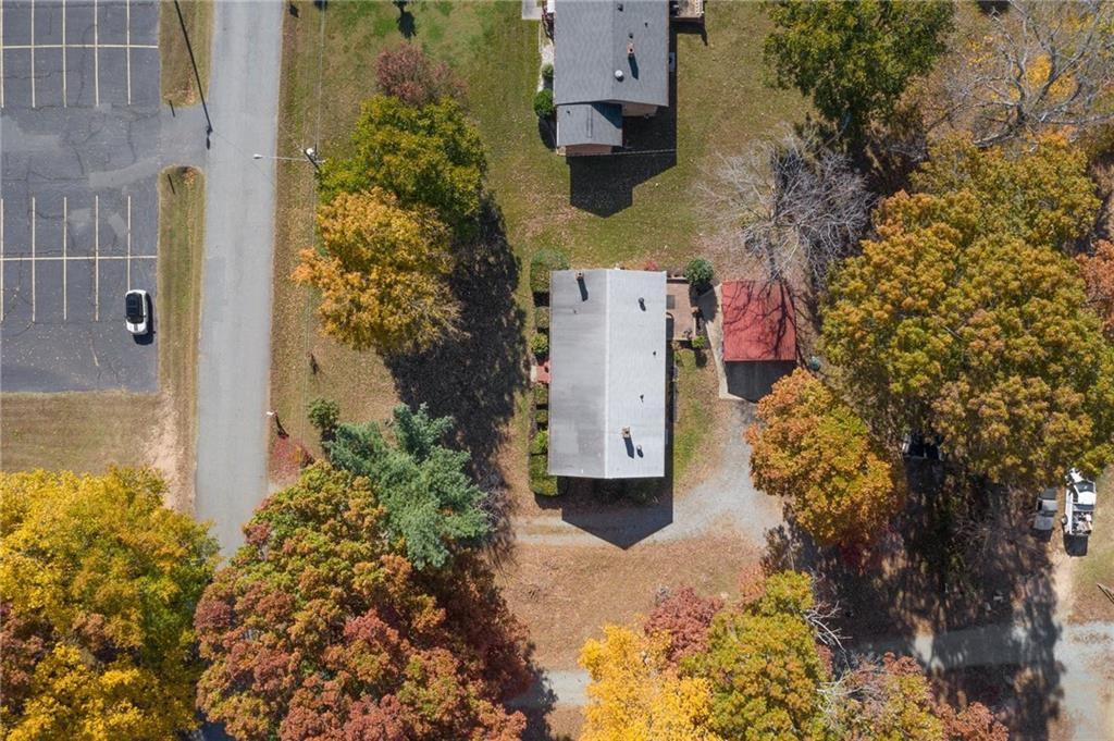1326 Swann Road Burlington, NC 27217 - Photo 12 of 36 Gallery Image 12