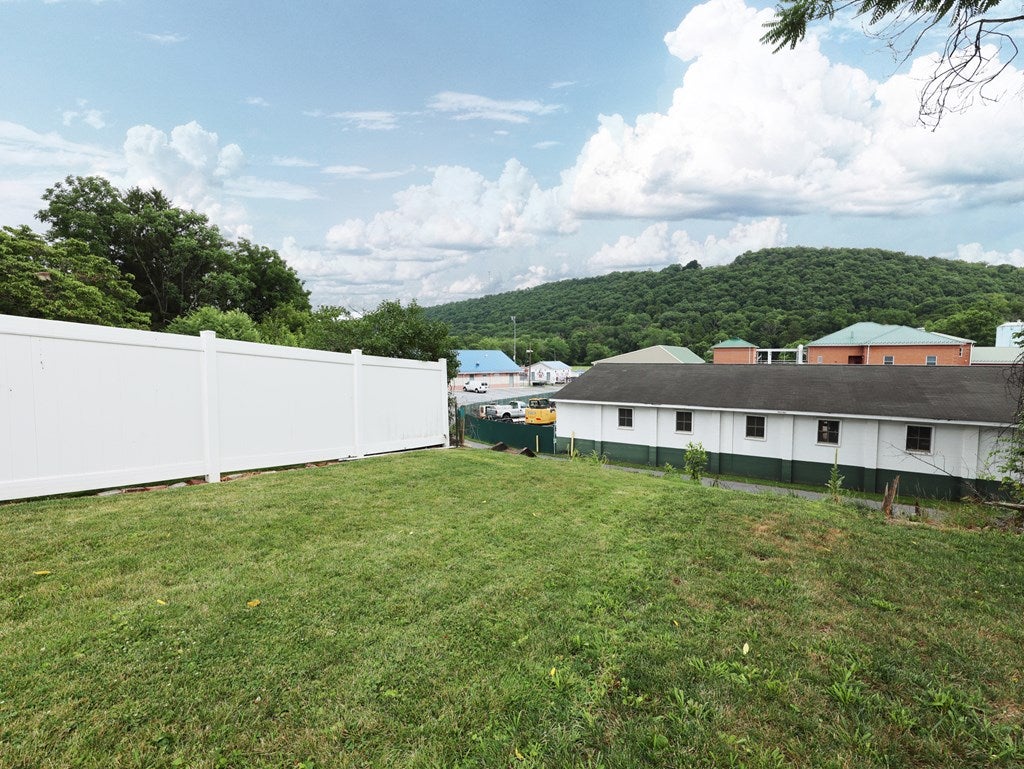 314 2nd Street Huntingdon, PA 16652 - Photo 17 of 59 Gallery Image 17