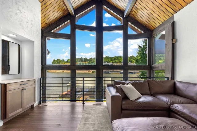 $1,100,000 | 740 Mistwood Bluff Road, Camdenton, MO 65020