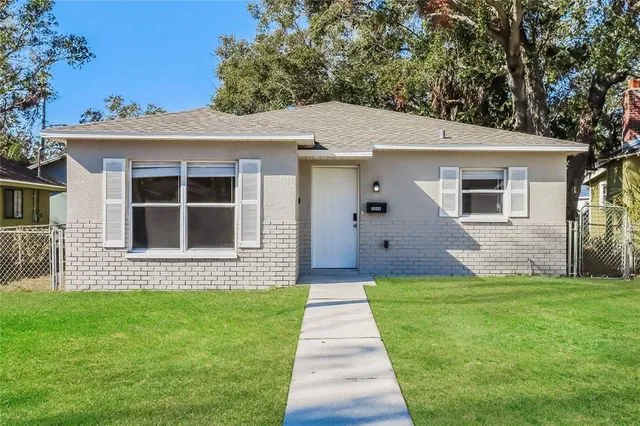 $2,300 | 2045 14th Street South, St. Petersburg, FL 33705