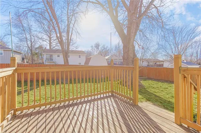 $270,000 | 321 Southeast Greystone Drive, Lee's Summit, MO 64063