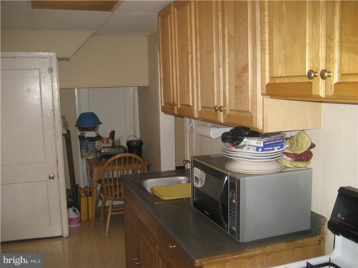 4539 Fernhill Road Philadelphia, PA 19144 - Photo 6 of 16
