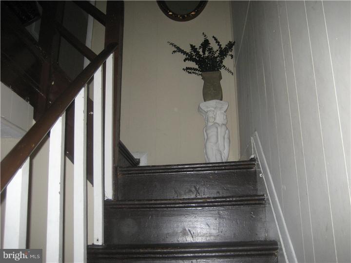 4539 Fernhill Road Philadelphia, PA 19144 - Photo 7 of 16