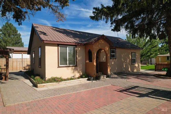 $315,000 | 147 North Wendell Street, Wendell, ID 83355