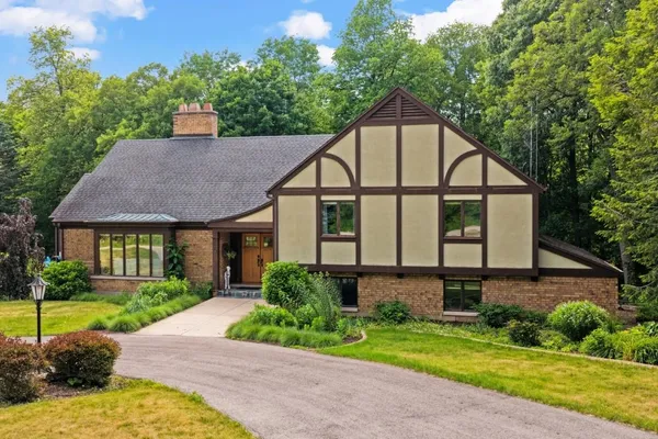 $750,000 | N4055 Meyers Road, Monroe, WI 53566