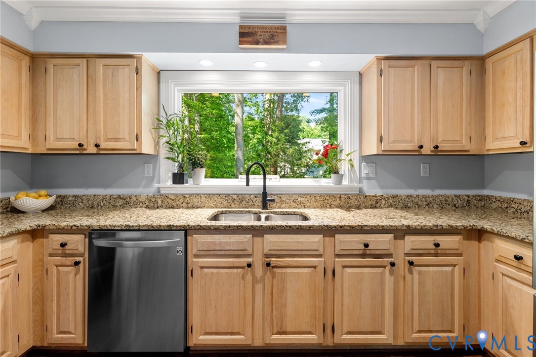 906 Ashbrook Landing Road Midlothian, VA 23114 - Photo 12 of 40