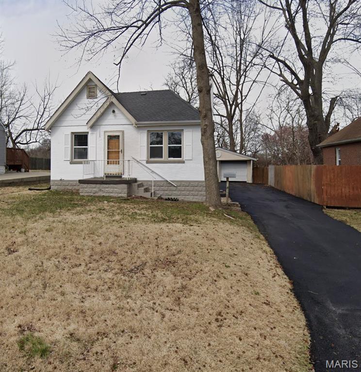 10239 Driver Avenue Overland, MO 63114 - Photo 1 of 1