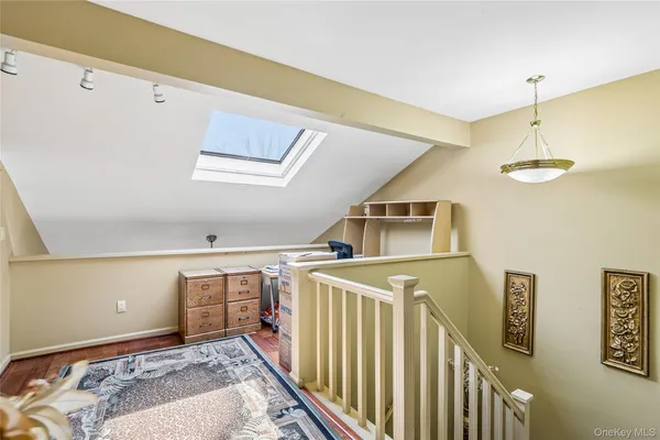 $699,999 | 157 Hidden Ponds Circle, Smithtown, NY 11787