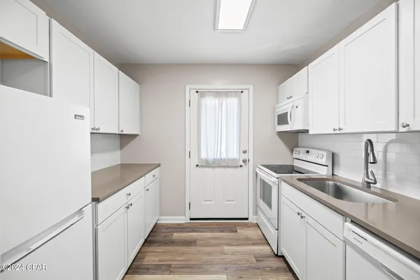 $260,000 | 2100 West Beach Drive, Unit P202, Panama City, FL 32401